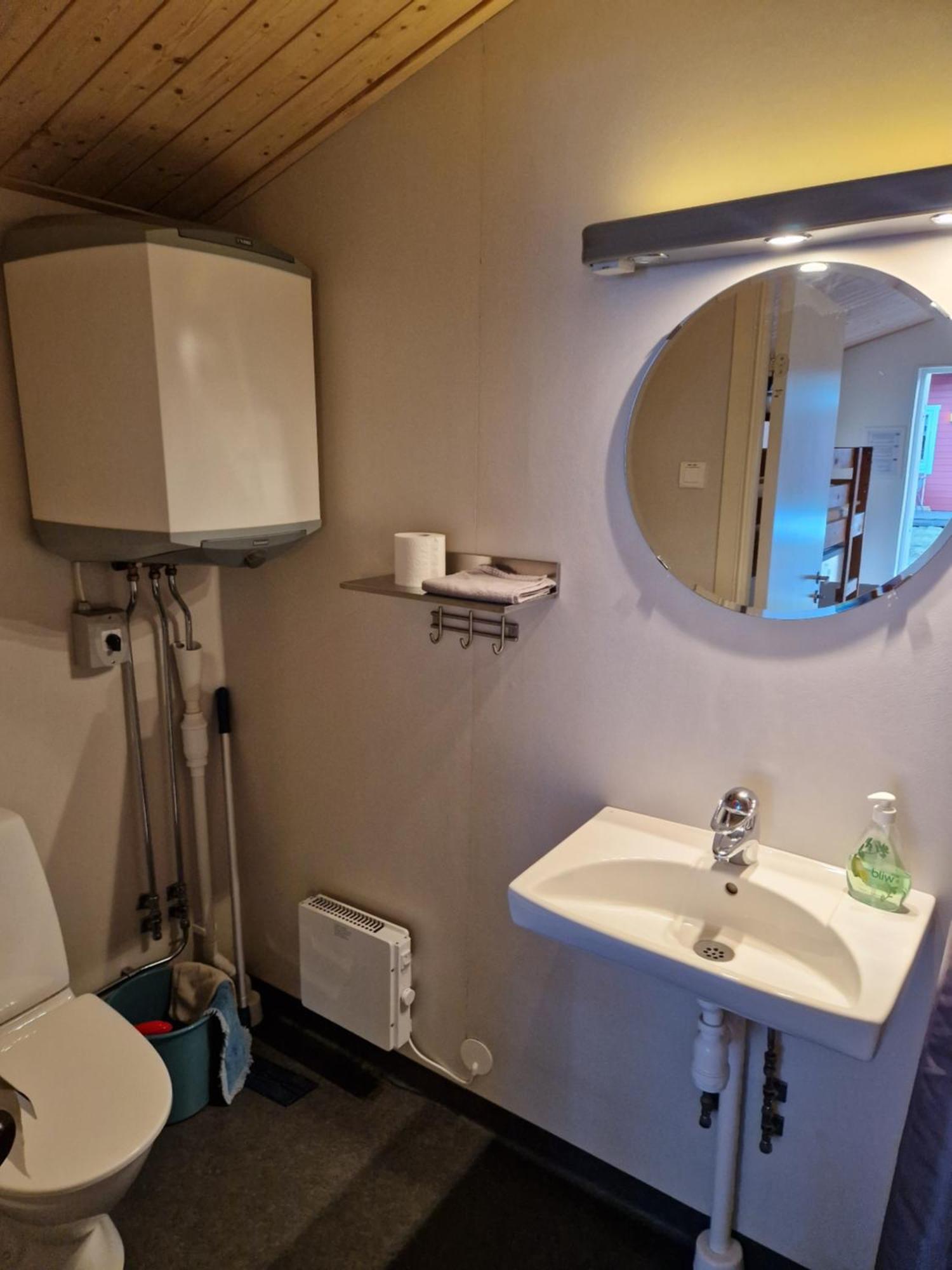 Lovsjoebadens Camping Jönköping Buitenkant foto