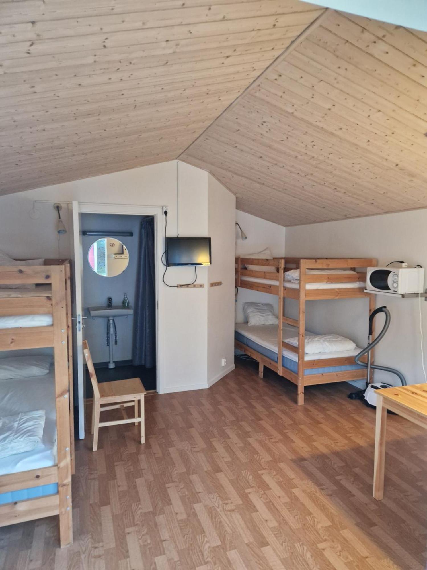 Lovsjoebadens Camping Jönköping Buitenkant foto